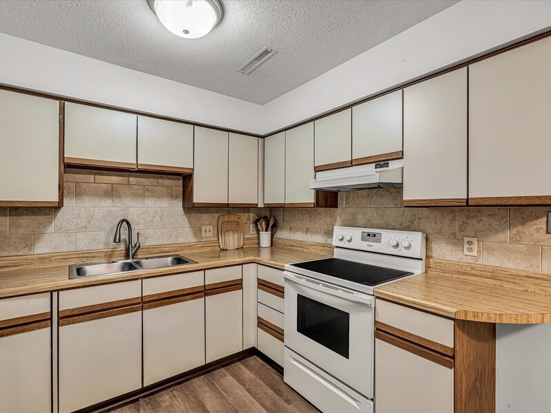 4175 31st Street Bettendorf IA 52722