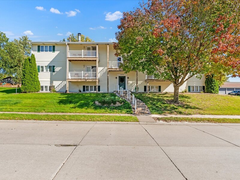 4175 31st Street Bettendorf IA 52722