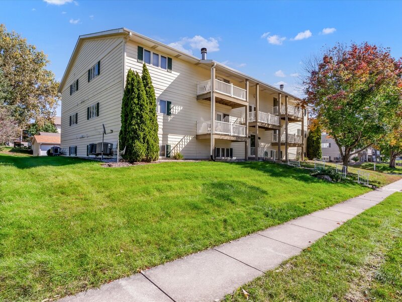 4175 31st Street Bettendorf IA 52722