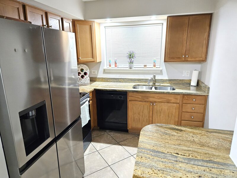 1354 E Washington Street Des Plaines IL 60016