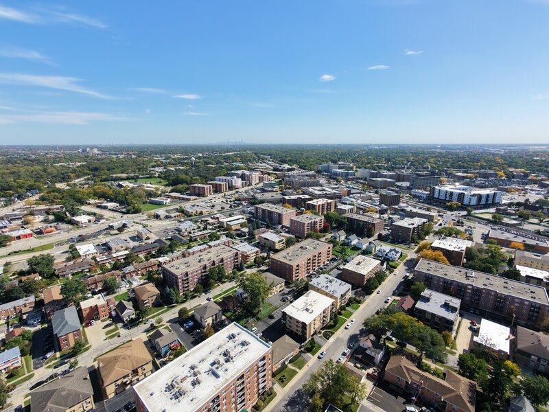 1354 E Washington Street Des Plaines IL 60016