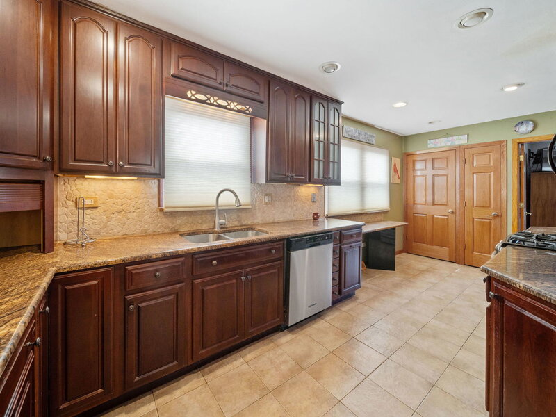 4723 N Kilbourn Avenue Chicago IL 60630
