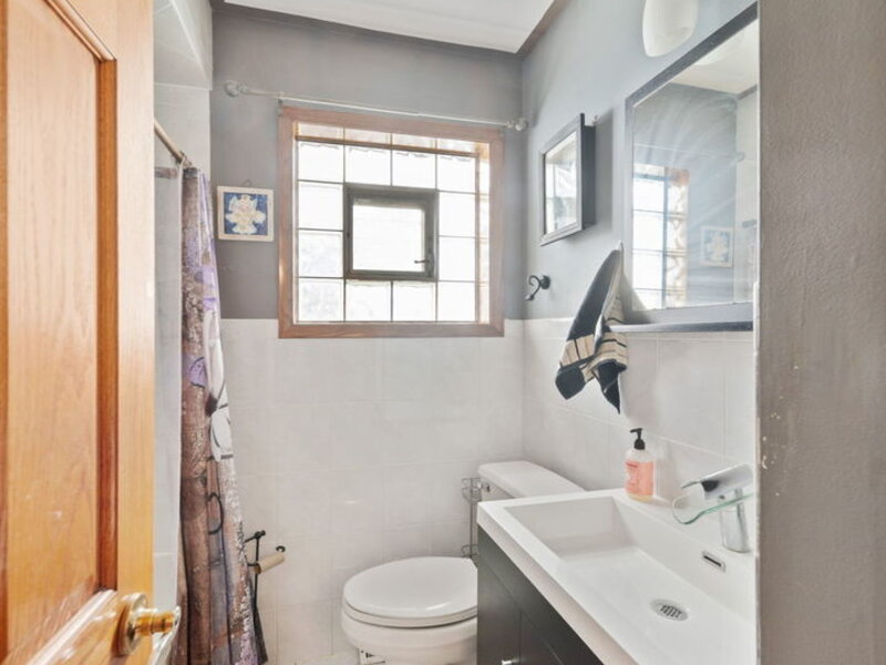 4723 N Kilbourn Avenue Chicago IL 60630