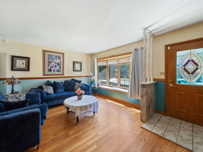 4723 N Kilbourn Avenue Chicago IL 60630