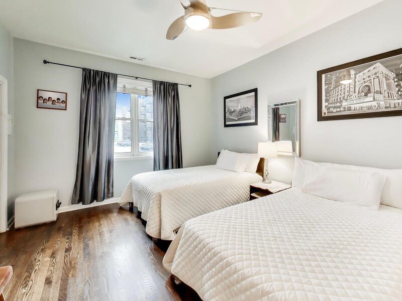4149 N Kenmore Avenue Chicago IL 60613