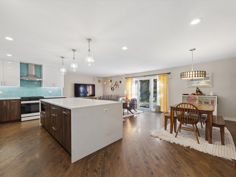 8 College Road Naperville IL 60540