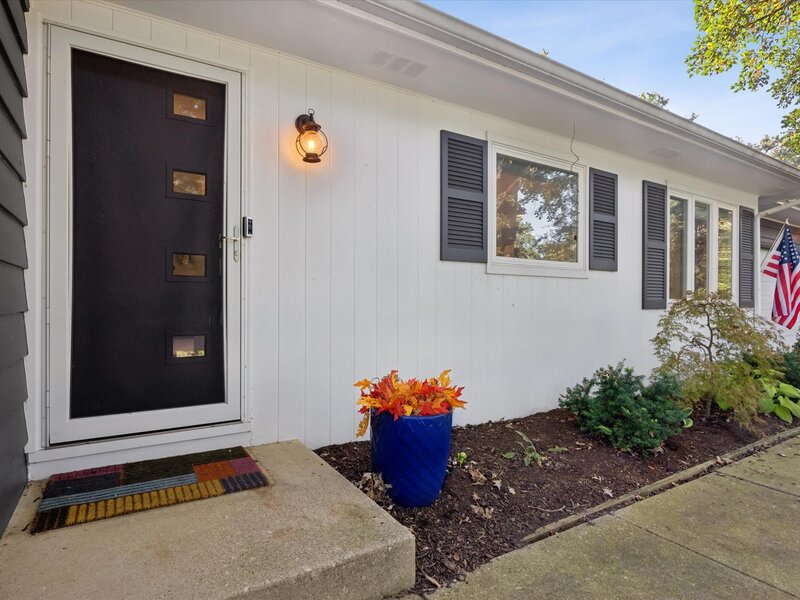 8 College Road Naperville IL 60540