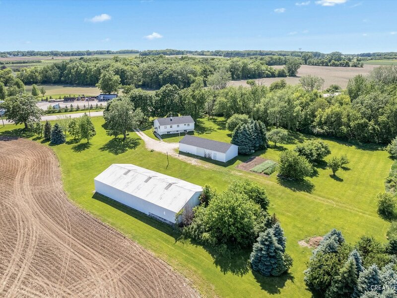 43 Us Highway 20 Hampshire IL 60140