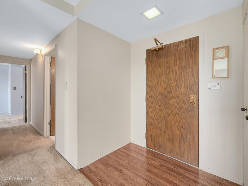 6340 Americana Drive Willowbrook IL 60527