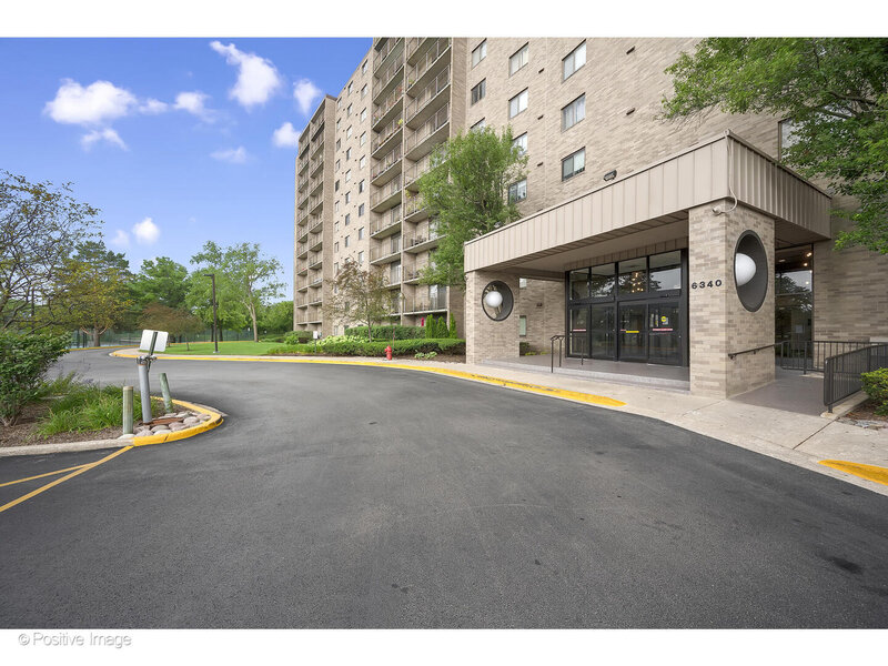 6340 Americana Drive Willowbrook IL 60527