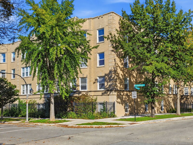 6305 N Claremont Avenue Chicago IL 60659