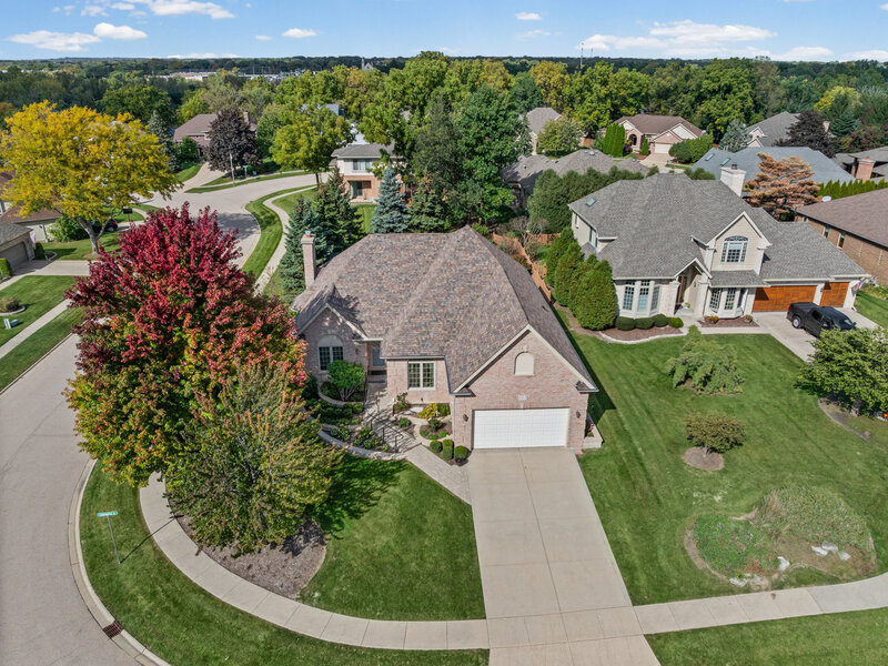601 Edelweiss Drive Antioch IL 60002