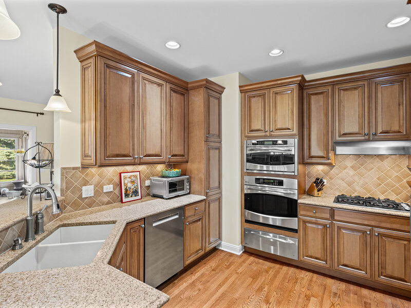 601 Edelweiss Drive Antioch IL 60002