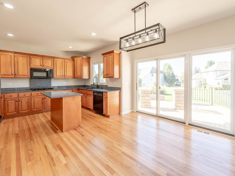 728 Waterside Drive South Elgin IL 60177