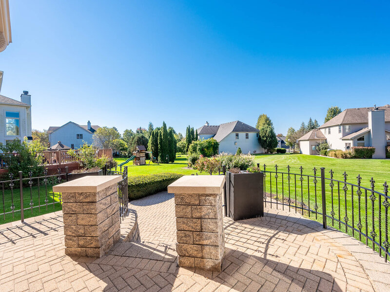 728 Waterside Drive South Elgin IL 60177