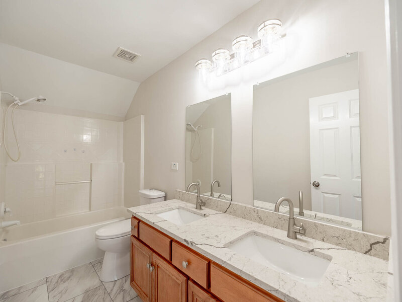 728 Waterside Drive South Elgin IL 60177