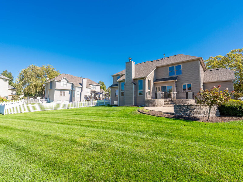 728 Waterside Drive South Elgin IL 60177