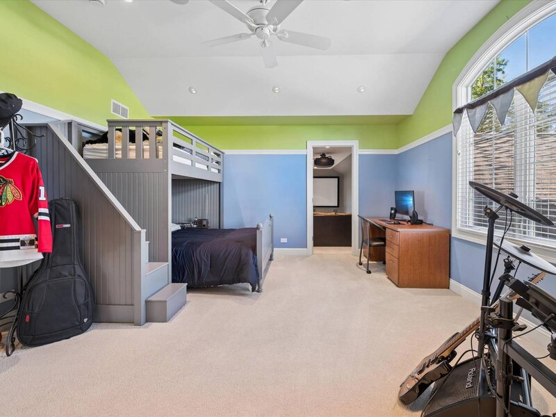 2307 Red Oak Lane Johnsburg IL 60051