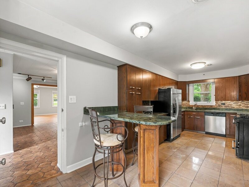 311 N Mac Arthur Boulevard Mount Prospect IL 60056