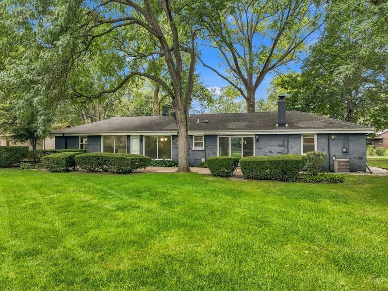 311 N Mac Arthur Boulevard Mount Prospect IL 60056