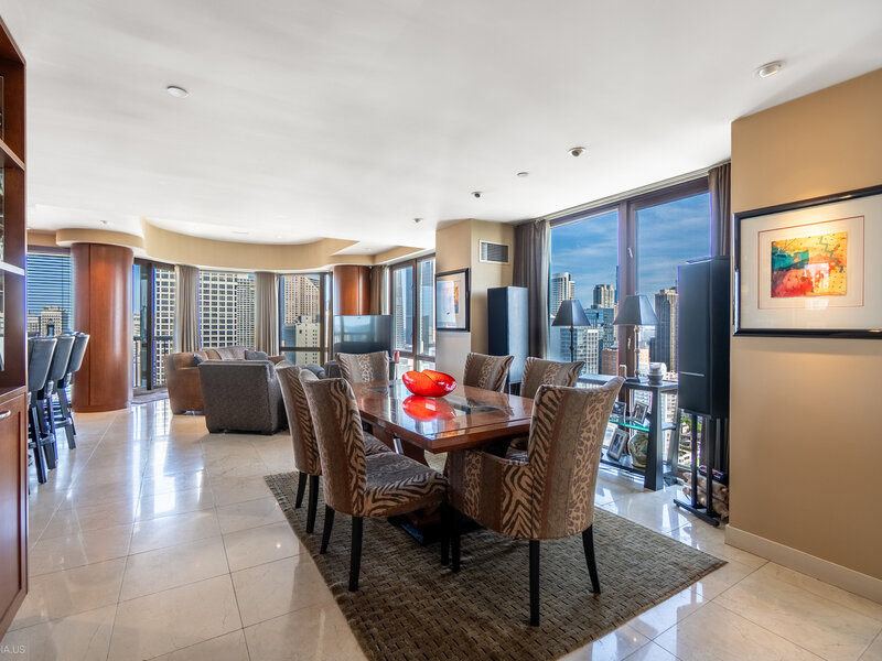 111 W Maple Street Chicago IL 60610