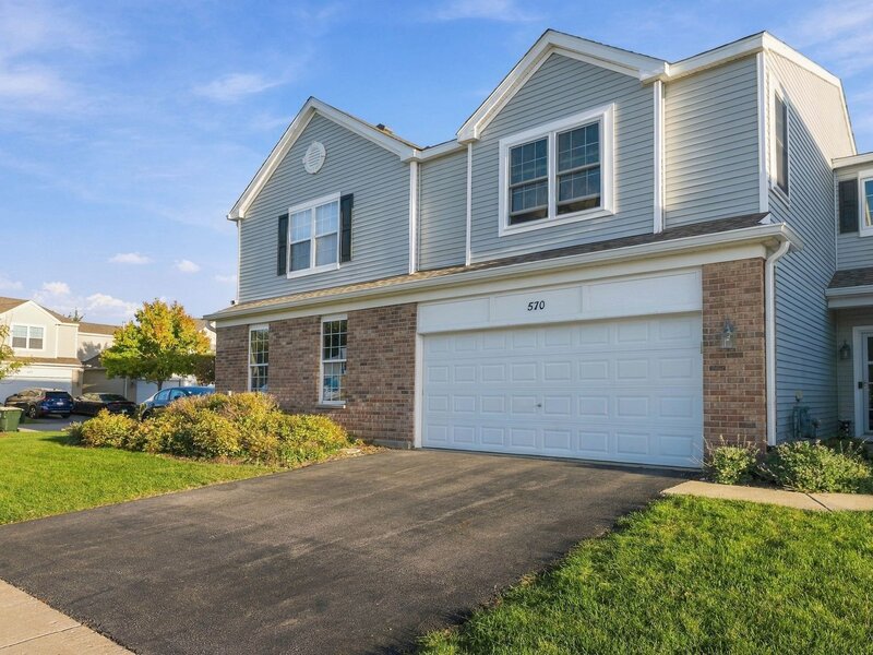 570 Springbrook Trail Oswego IL 60543