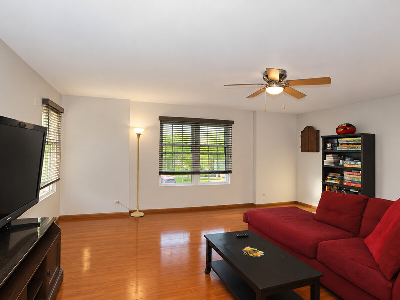 570 Springbrook Trail Oswego IL 60543