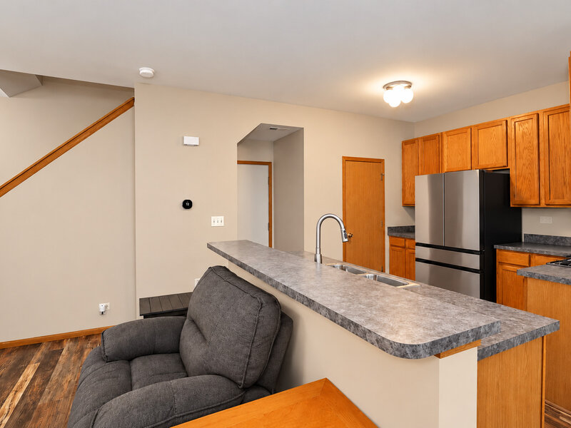 570 Springbrook Trail Oswego IL 60543