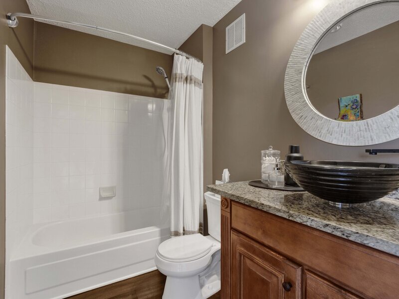 111 W Maple Street Chicago IL 60610