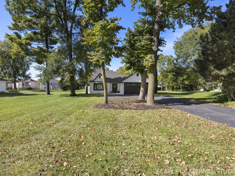 4544 Ivanhoe Avenue Lisle IL 60532