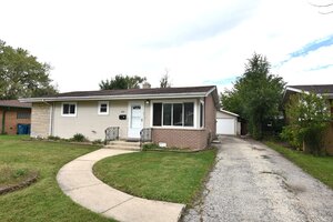 Photo of 210 E Myrick Avenue Addison IL 60101