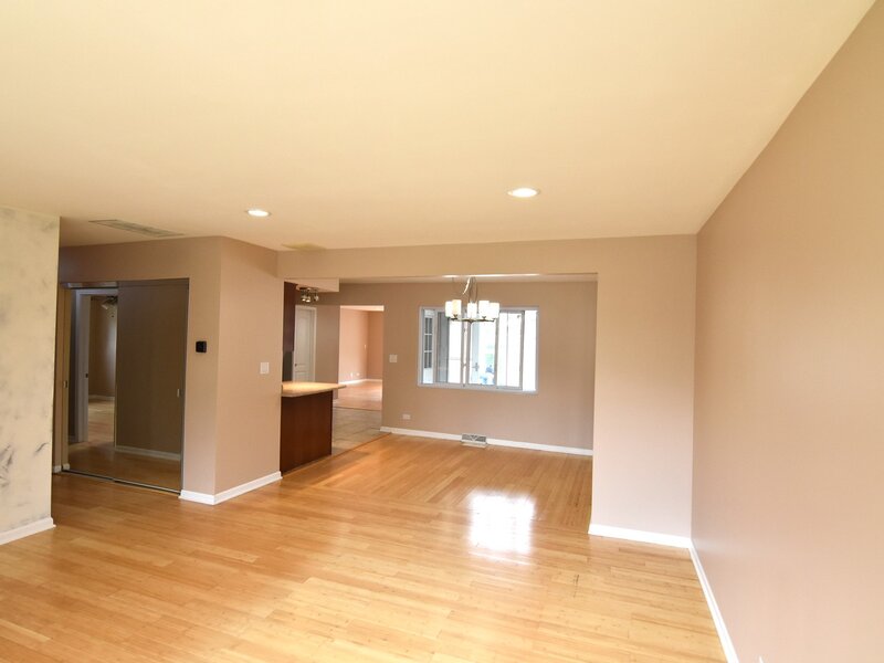 210 E Myrick Avenue Addison IL 60101