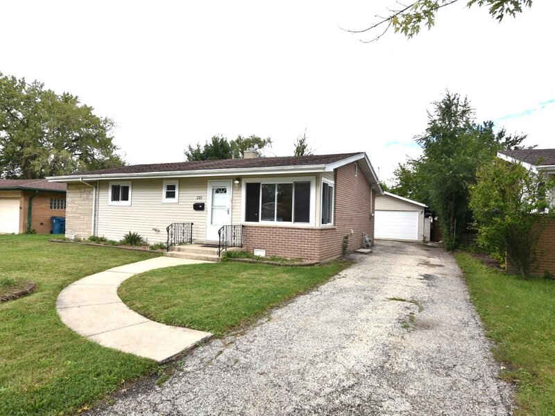 210 E Myrick Avenue Addison IL 60101