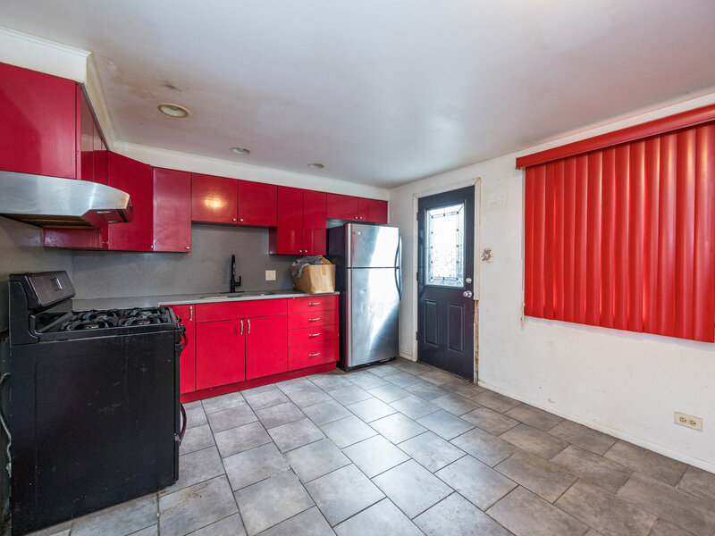 7929 S Greenwood Avenue Chicago IL 60619
