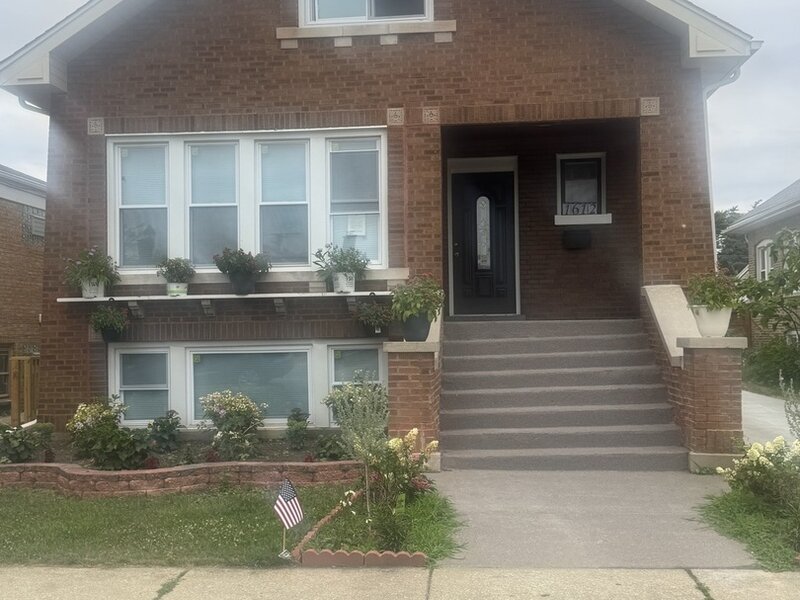 1612 S Scoville Avenue Berwyn IL 60402