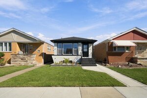Photo of 5711 S Mayfield Avenue Chicago IL 60638