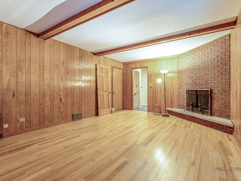 1495 Northwoods Circle Deerfield IL 60015