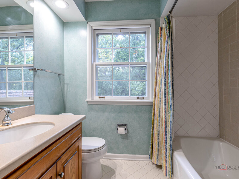 1495 Northwoods Circle Deerfield IL 60015