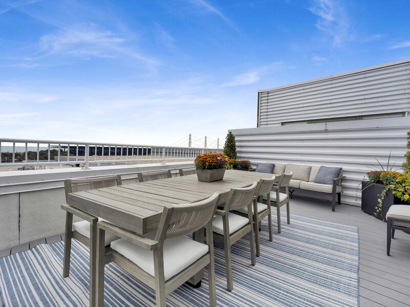 2001 S Calumet Street Chicago IL 60616