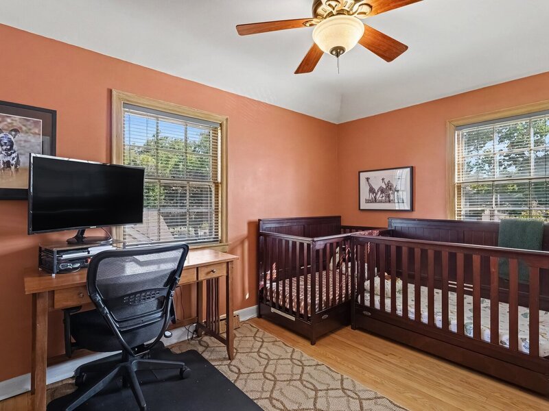 2342 S 3rd Avenue North Riverside IL 60546