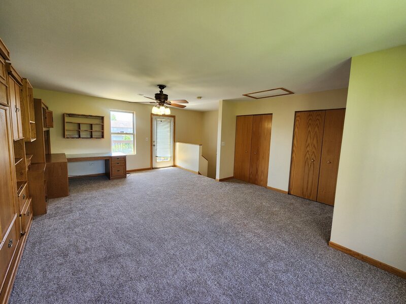 2363 E 70th Place Chicago IL 60649