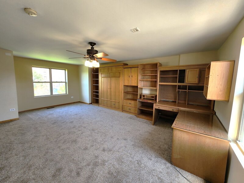 2363 E 70th Place Chicago IL 60649