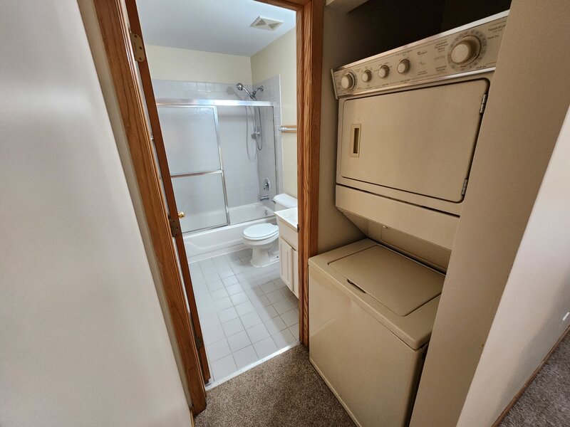 2363 E 70th Place Chicago IL 60649