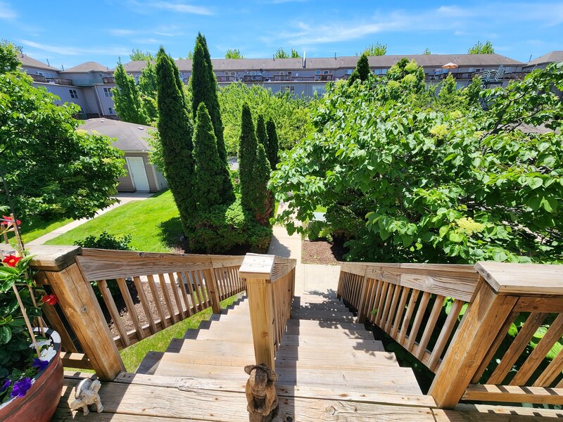 2363 E 70th Place Chicago IL 60649