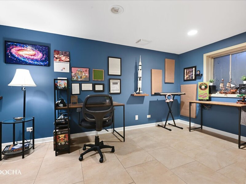 3179 Village Green Drive Aurora IL 60504