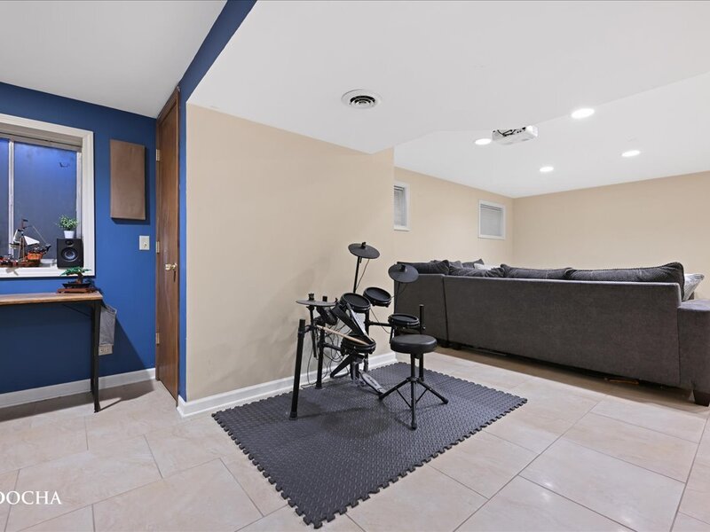 3179 Village Green Drive Aurora IL 60504