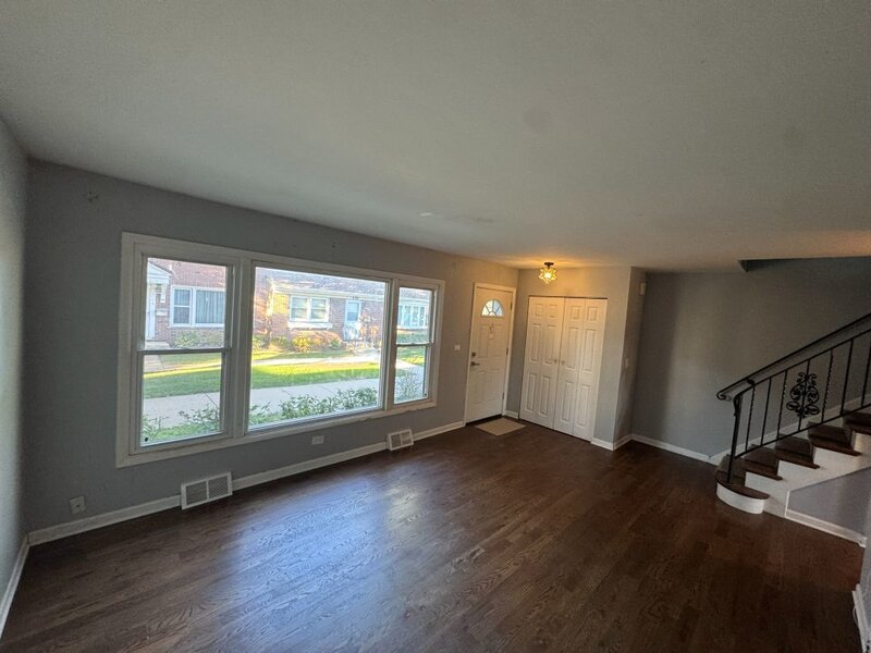 442 Congress Court Wood Dale IL 60191