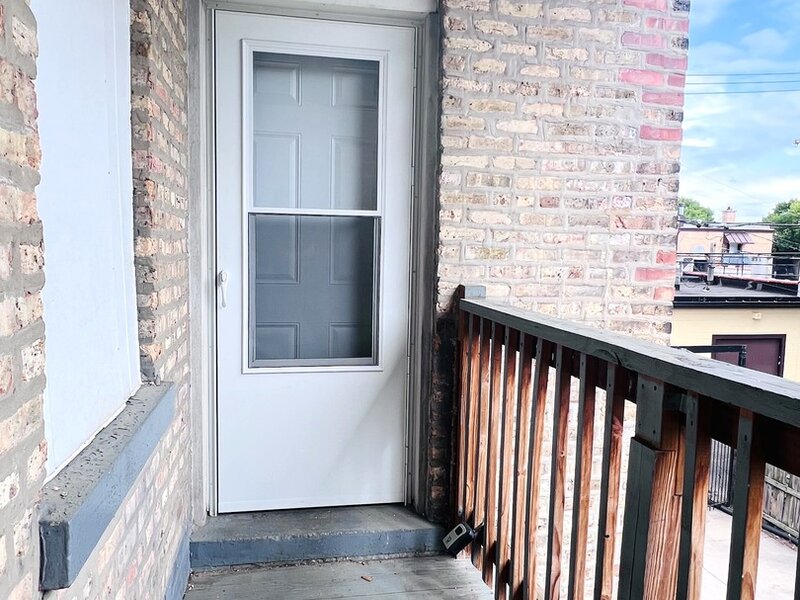 2743 N Lavergne Avenue Chicago IL 60639