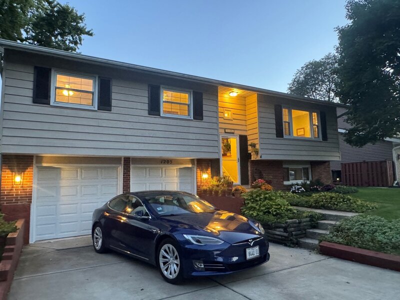 1205 E Ironwood Drive Mount Prospect IL 60056