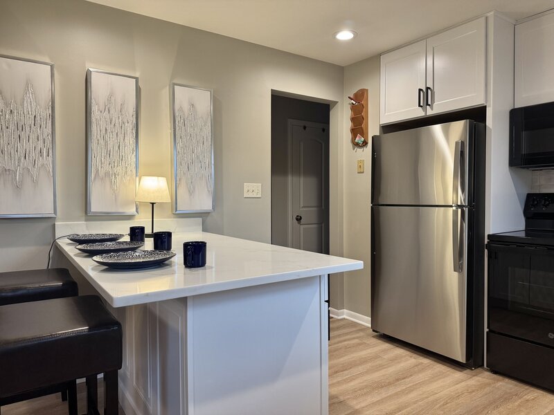1205 E Ironwood Drive Mount Prospect IL 60056